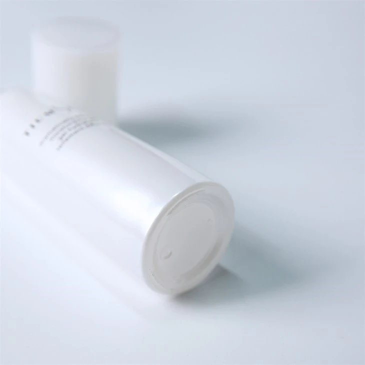 pump cosmetic bottles